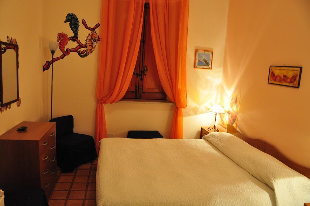 B&B Baia Delle Sirene Giardini-Naxos Habitación foto